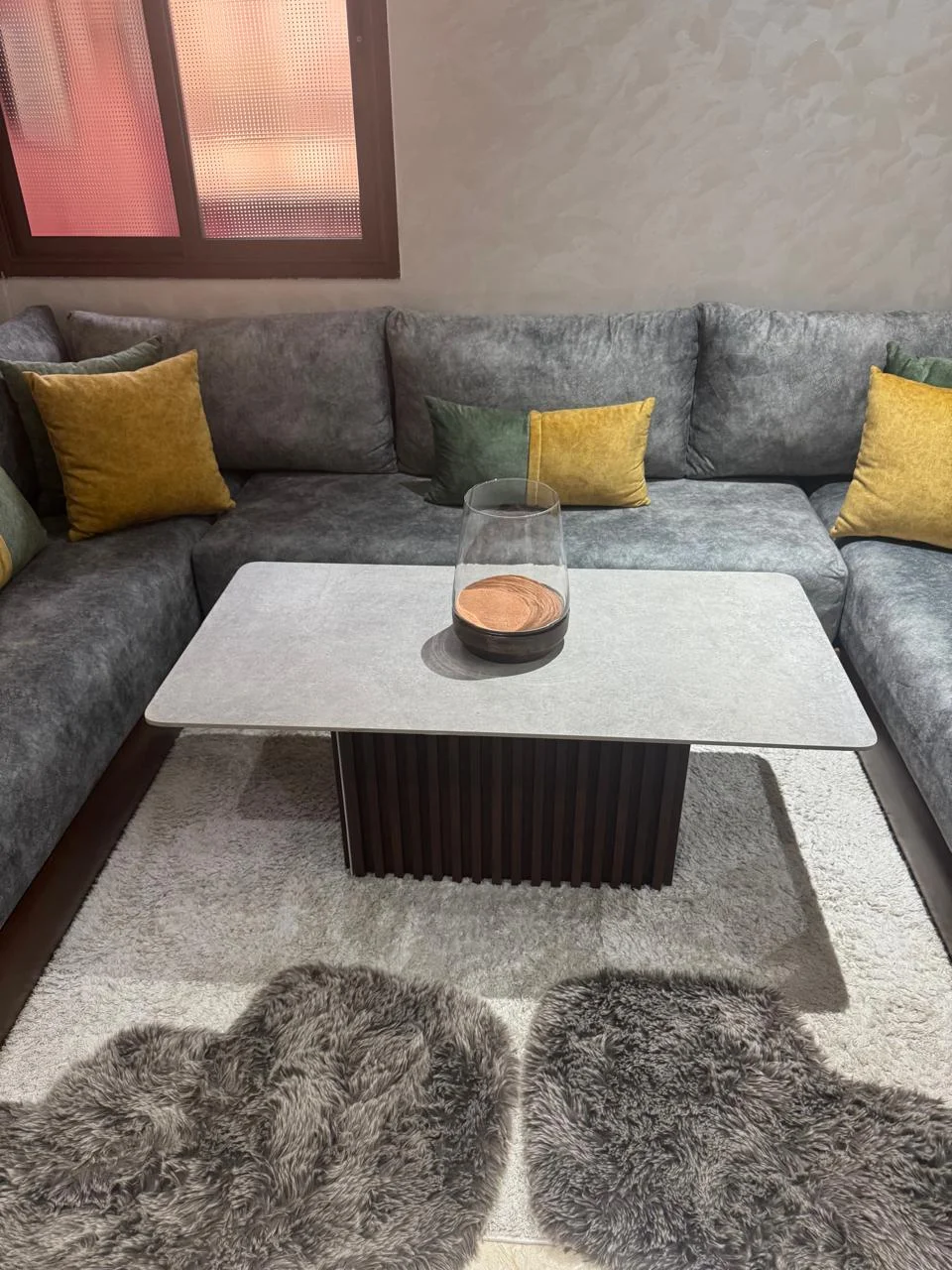 Table en céramique italienne et bardage PVC